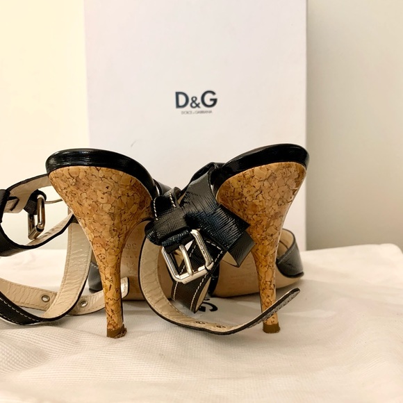Dolce & Gabbana D&G Black Leather Heels Sandals - Picture 4 of 9
